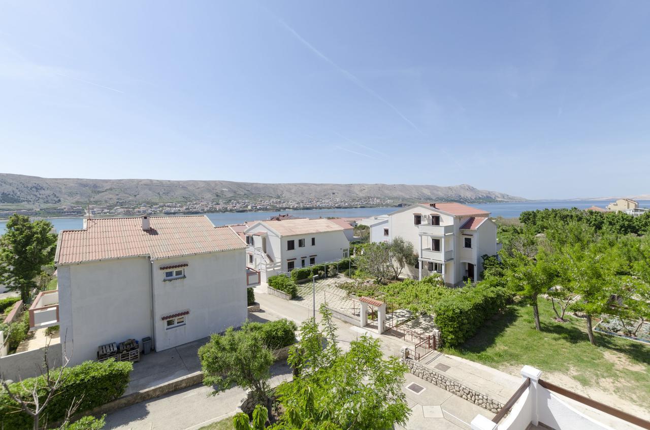 Apartments Spavalo Pag Town Exterior photo